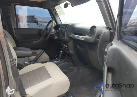 2016 Jeep Wrangler Unlimited Sport из США, поврежденный, VIN 1C4BJWDGXGL286383